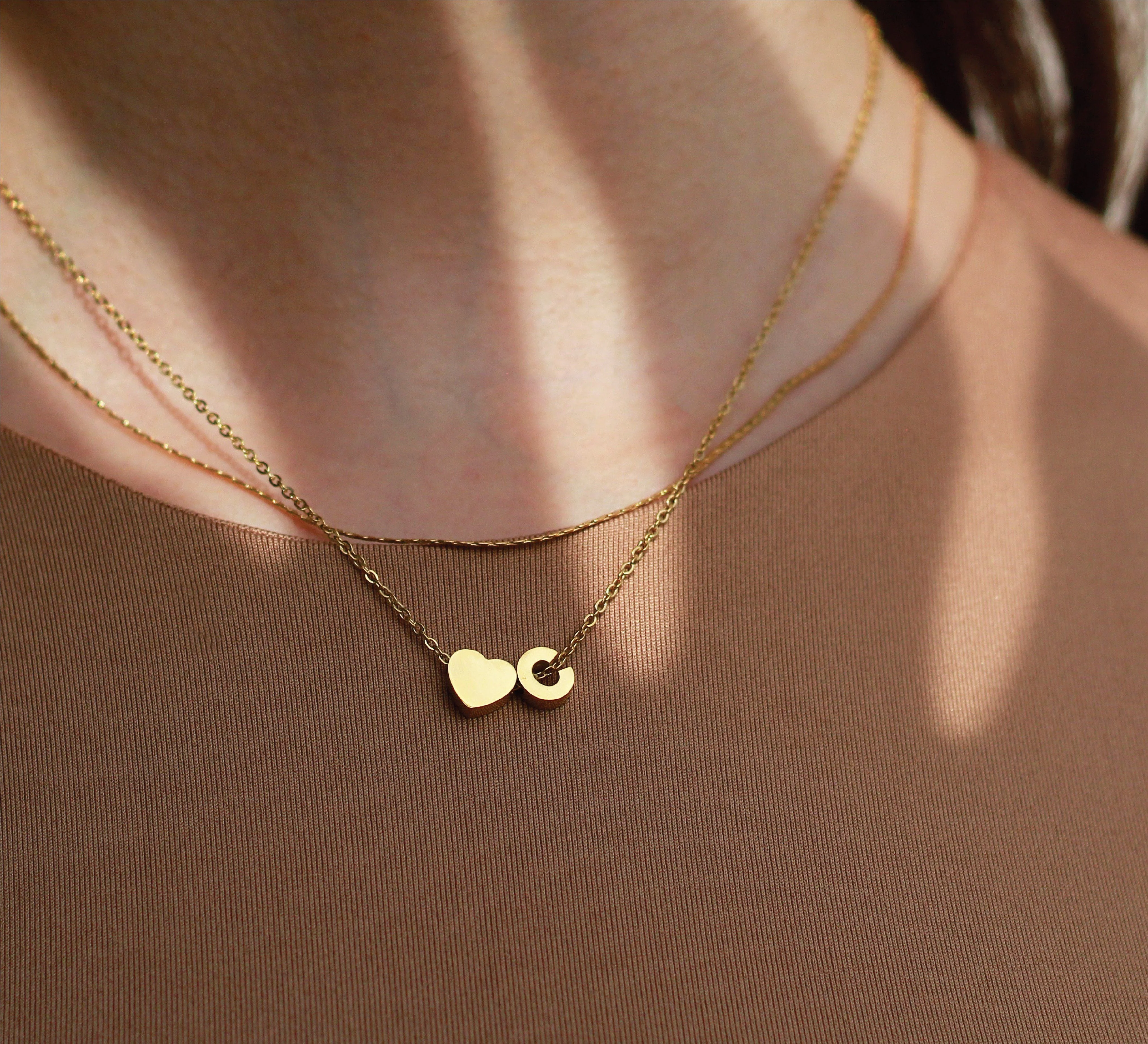 COLLAR INICIAL + CORAZÓN - Image 6